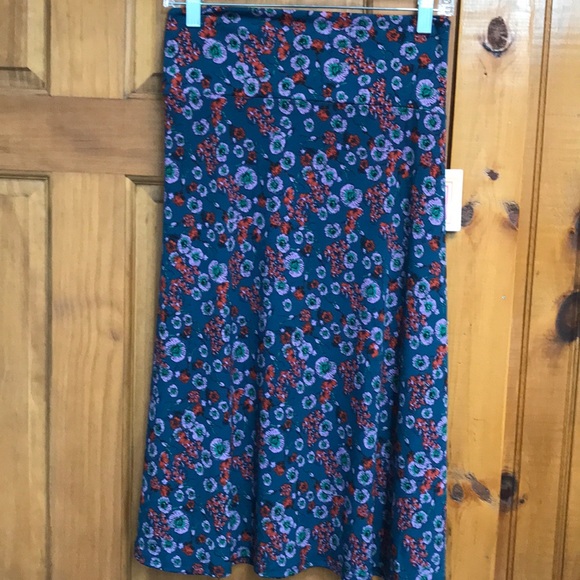 LuLaRoe Azure Skirt - Picture 3 of 3
